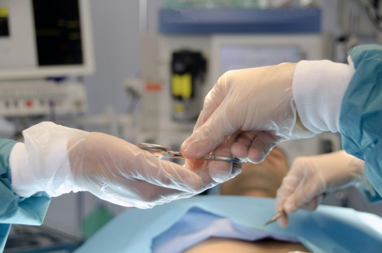 フランスで義務にされるワクチンなぜ打たなければ生き延びられないのか医療平等社会の本音